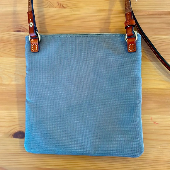 Dooney & Bourke Crossbody bag - Picture 2 of 9